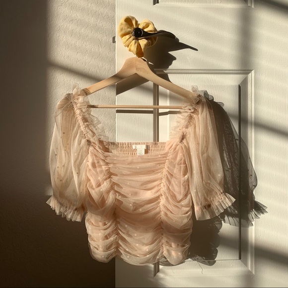 H&M Tops - little chiffon blouse from h&m